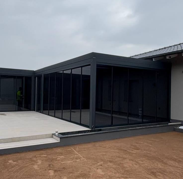 ALUXIL Cantiline 135 Terrassendach — Referenzprojekt